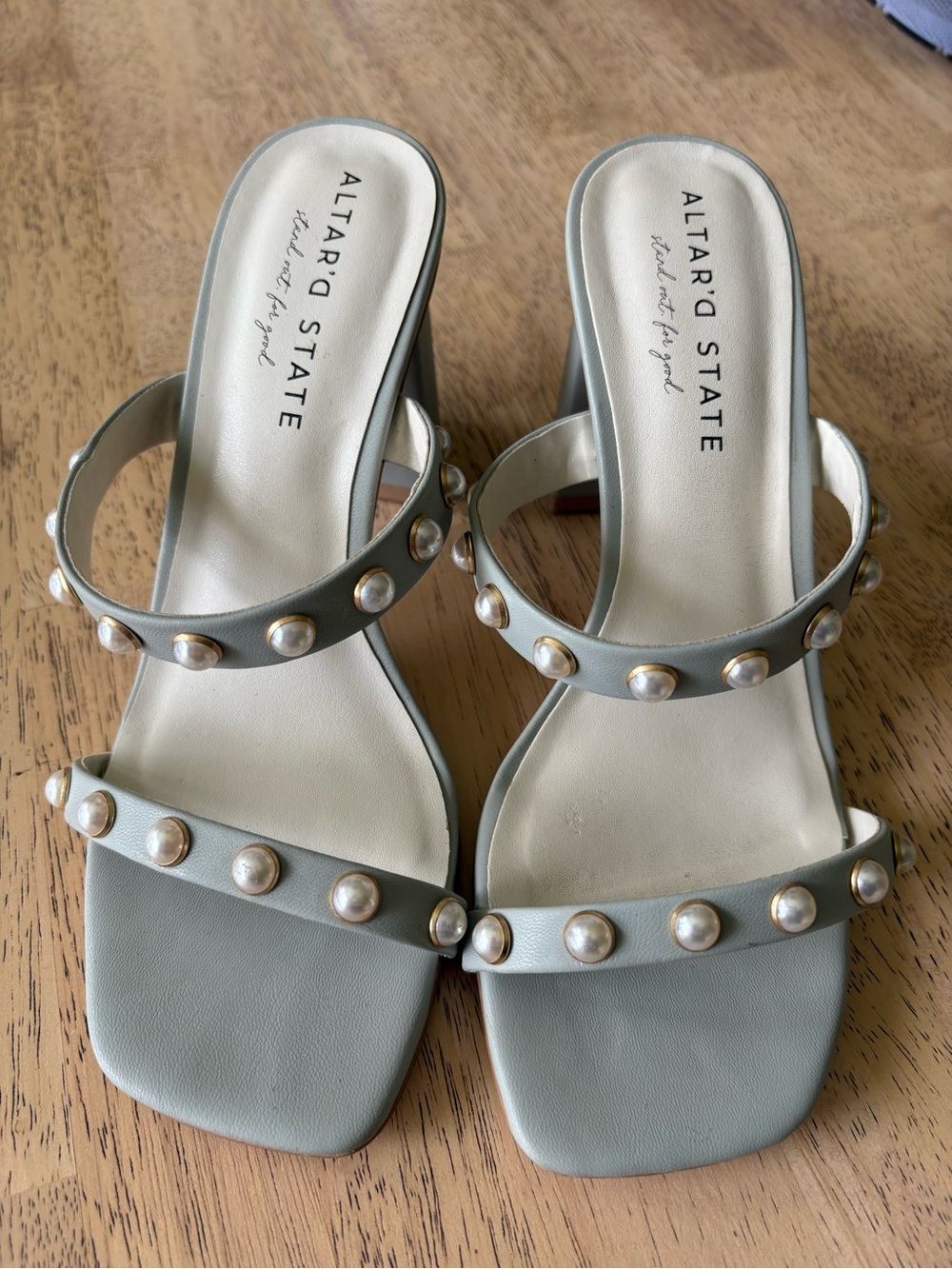 Altard State Women's Pearl-Stud Sage Green, Blueish Slide Sandals